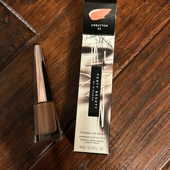 Fenty Beauty Makeup Fenty Beauty Stunna Lip Paint In Unbutton